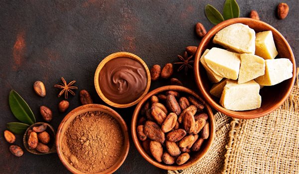 فواید شگفت‌انگیز کره کاکائو برای پوست